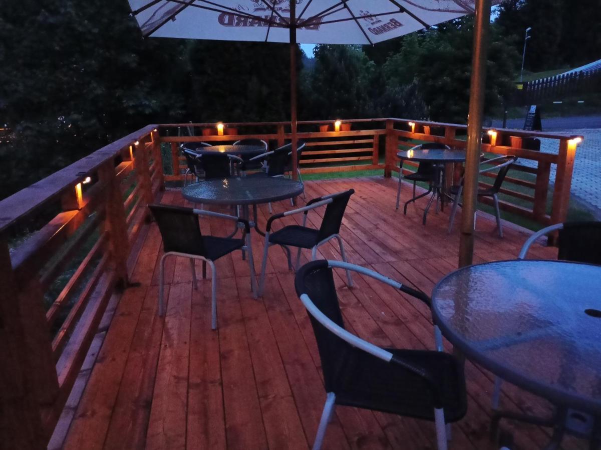 Rodinny "Hotel U Mustku" Desná Buitenkant foto