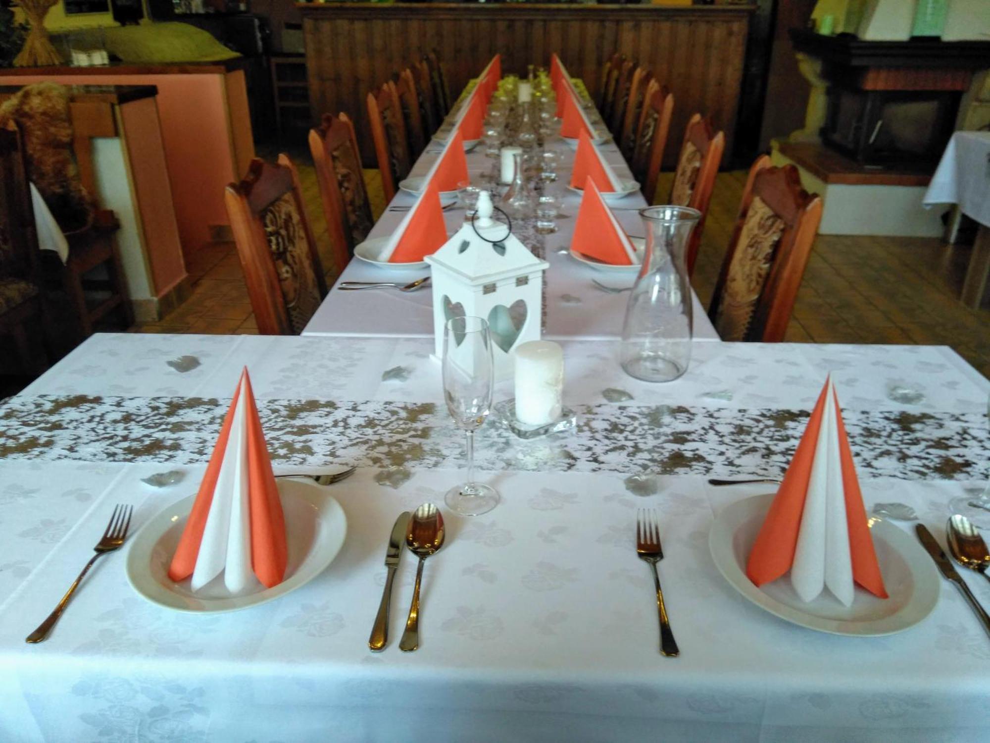 Rodinny "Hotel U Mustku" Desná Buitenkant foto