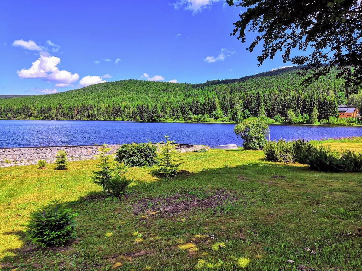 Rodinny "Hotel U Mustku" Desná Buitenkant foto